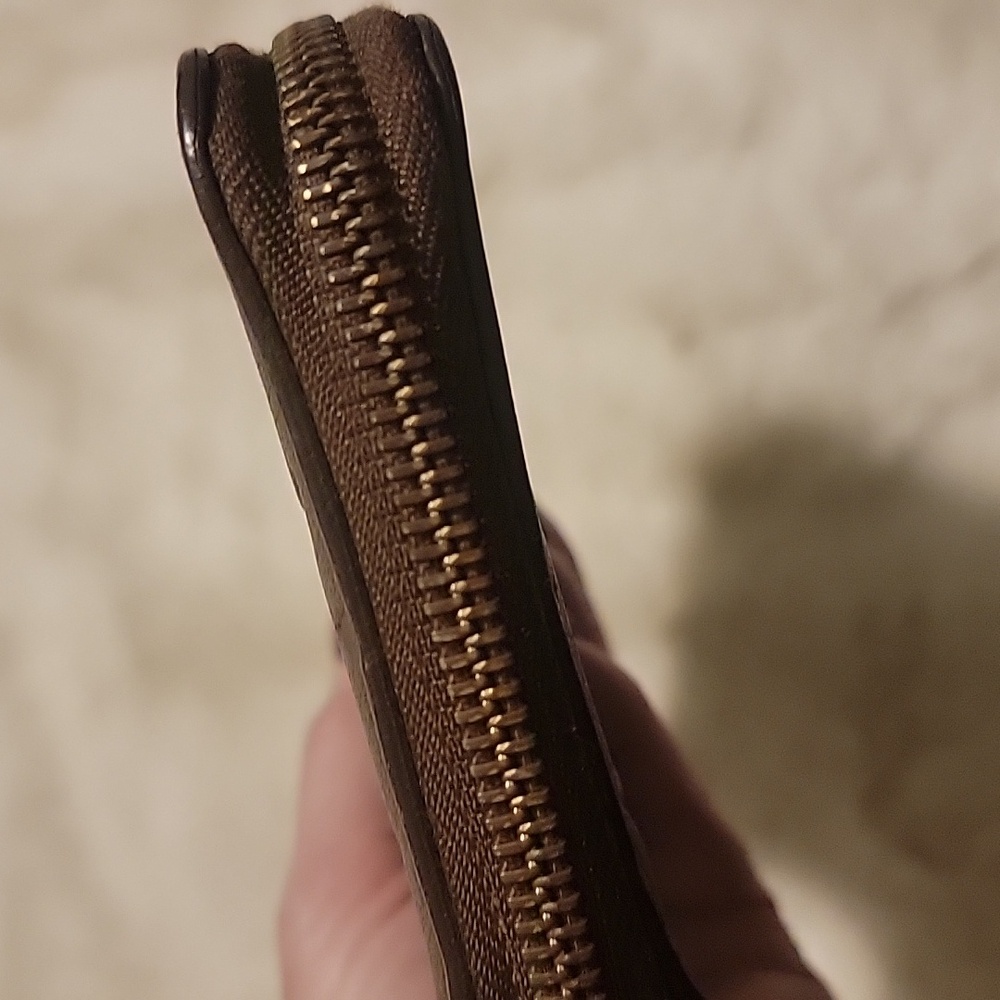 Louis Vuitton Brown Monogram Wallet - Picture 6 of 9
